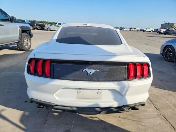 2022 FORD MUSTANG
