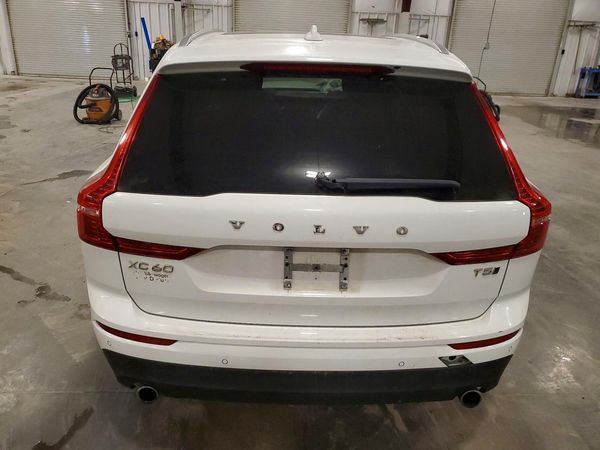 2020 VOLVO XC60