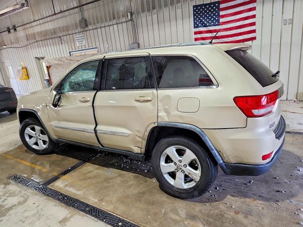 2012 JEEP CHEROKEE Laredo