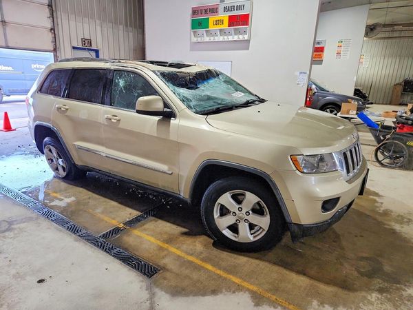 2012 JEEP CHEROKEE Laredo
