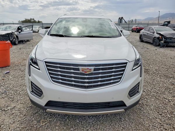 2019 CADILLAC XT5 Platinum