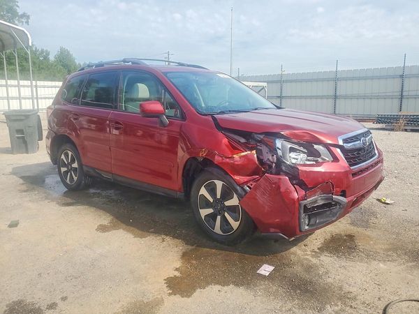 2018 SUBARU FORESTER Premium+ES