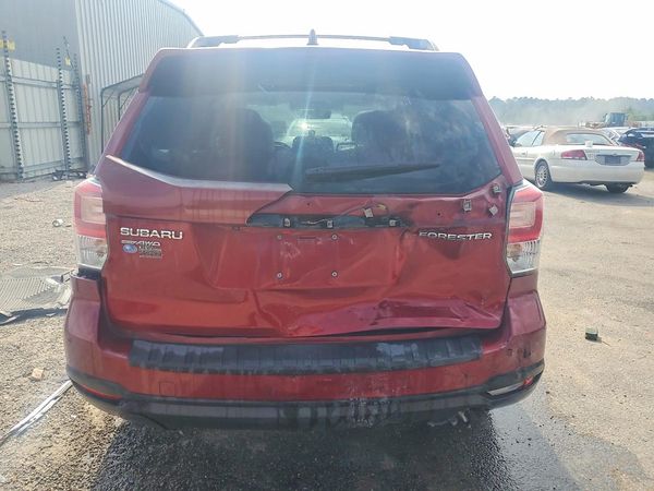 2018 SUBARU FORESTER Premium+ES