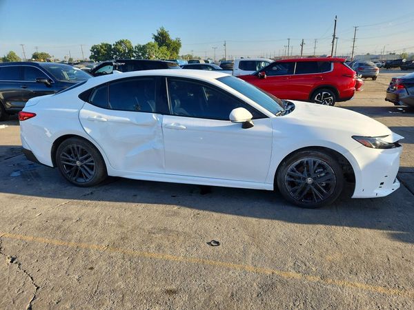 2025 TOYOTA CAMRY