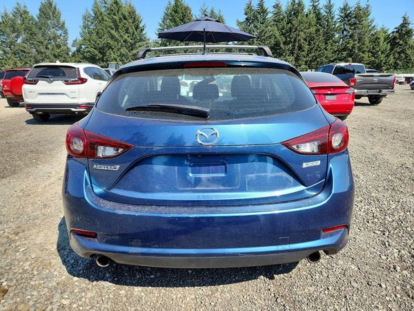 2017 MAZDA 3