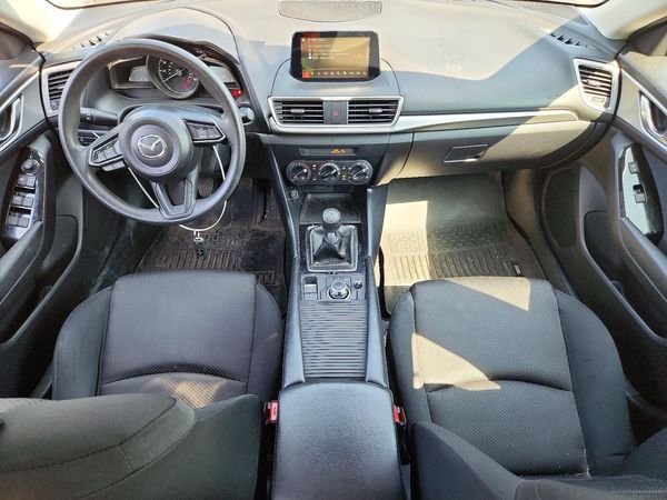 2017 MAZDA 3
