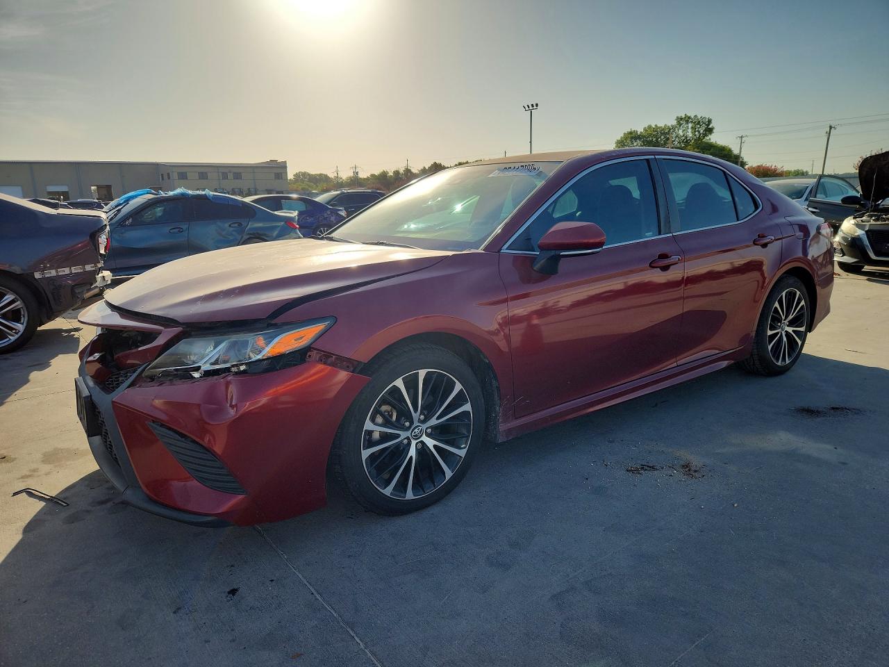 2018 TOYOTA CAMRY
