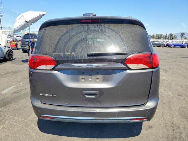 2018 CHRYSLER PACIFICA