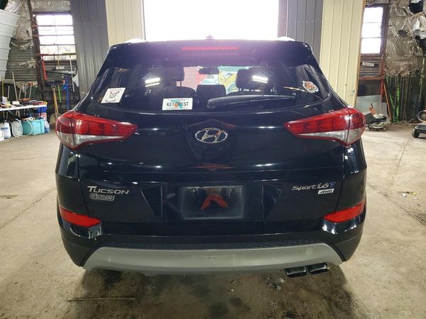 2017 HYUNDAI TUCSON