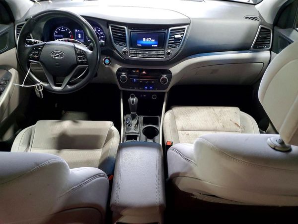 2017 HYUNDAI TUCSON