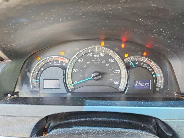 2014 TOYOTA CAMRY