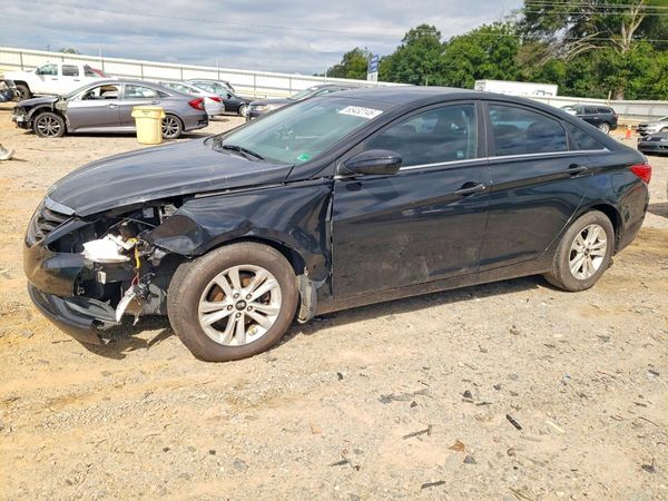 2013 HYUNDAI SONATA GLS/ GLS Popular