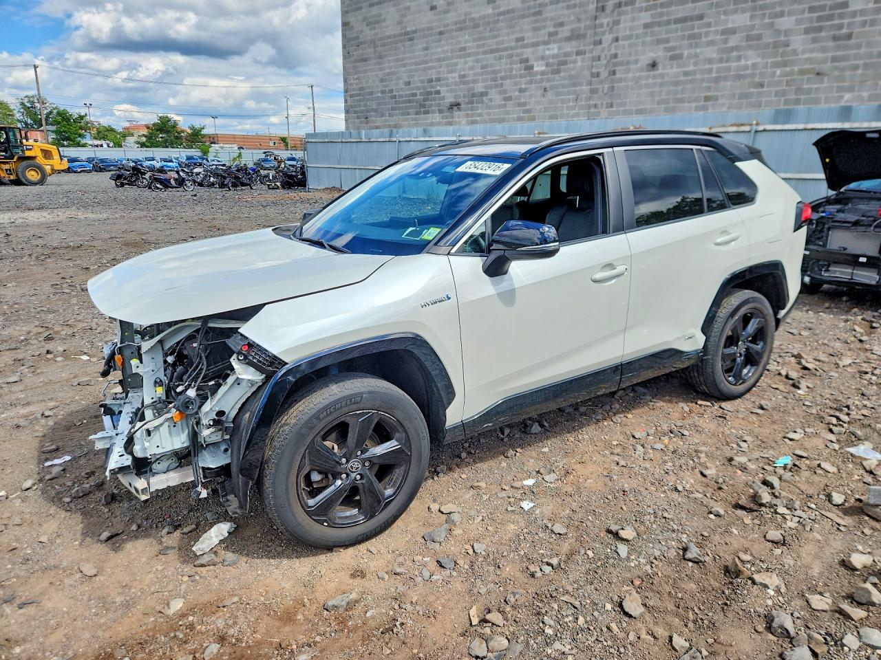 2021 TOYOTA RAV4 XSE HV