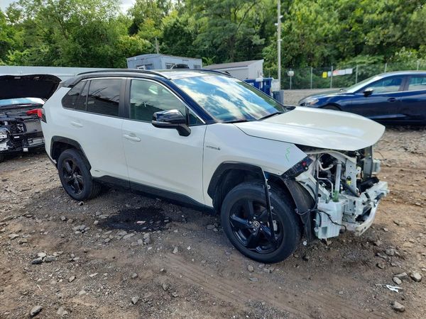 2021 TOYOTA RAV4 XSE HV