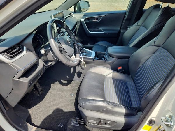 2021 TOYOTA RAV4 XSE HV