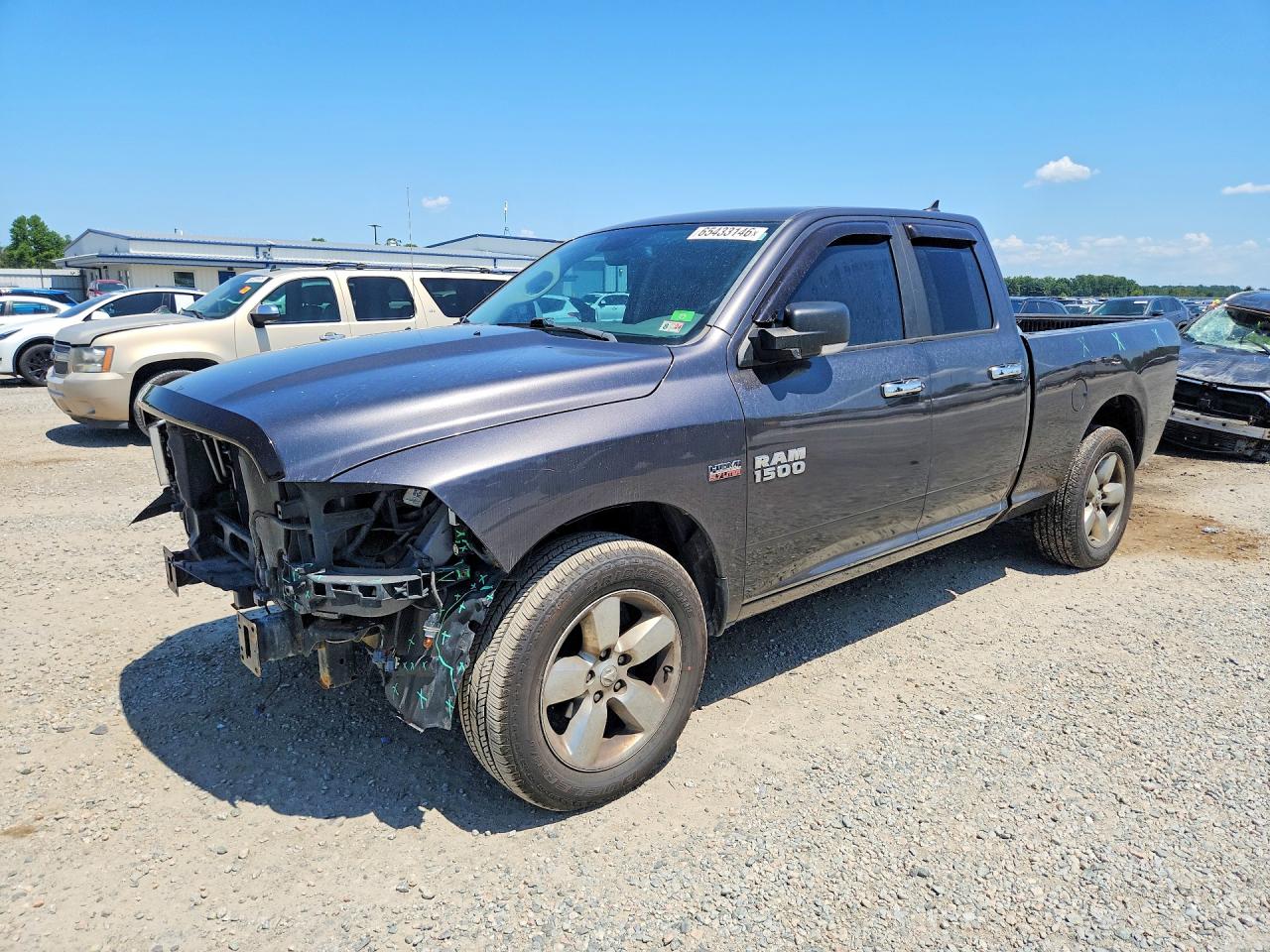 2017 RAM 1500 SLT QUAD CAB 4X4