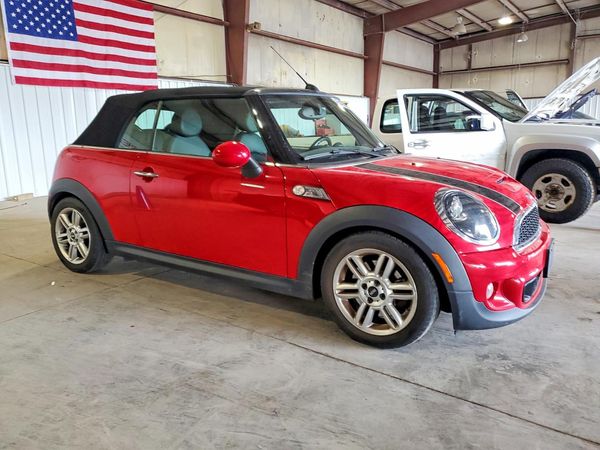 2014 MINI COOPER