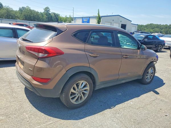 2016 HYUNDAI TUCSON