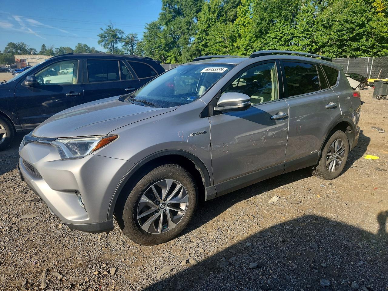 2018 TOYOTA RAV4 LE Plus/XLE