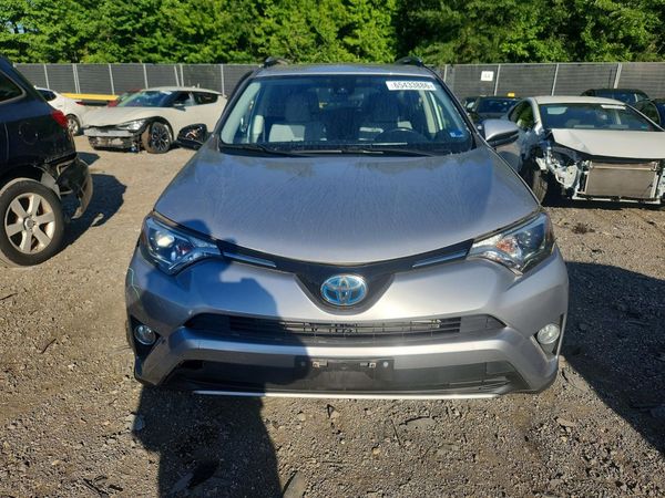 2018 TOYOTA RAV4 LE Plus/XLE