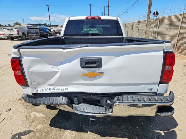 2018 CHEVROLET SILVERADO LT