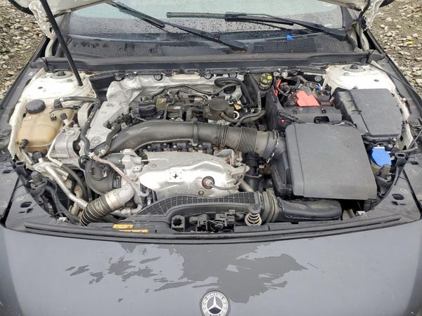 2020 MERCEDES-BENZ CLA-CLASS CLA250-4M — Engine bay