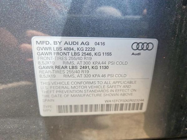 2016 AUDI Q3
