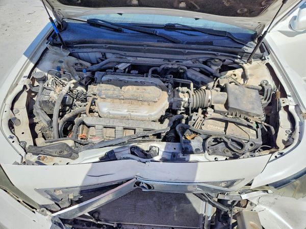 2012 ACURA TL TECH — Engine bay