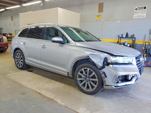 2017 AUDI Q7
