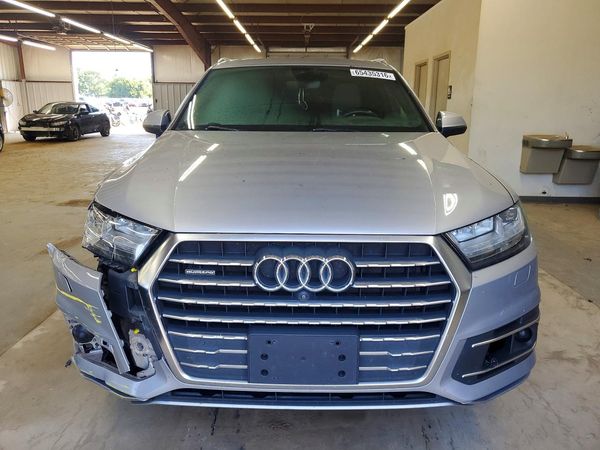 2017 AUDI Q7