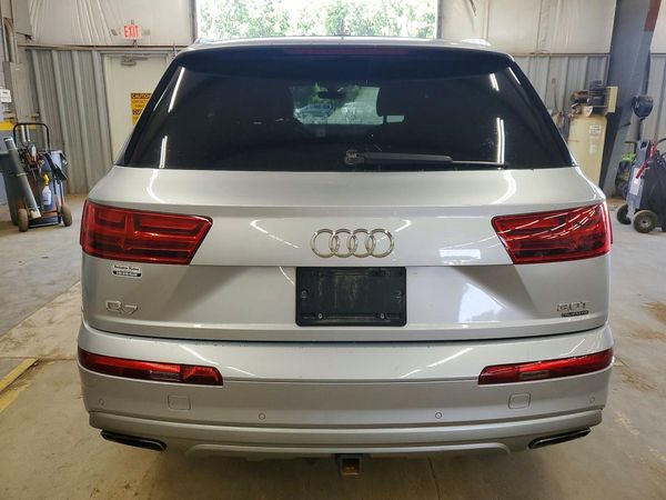 2017 AUDI Q7