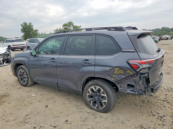2025 SUBARU FORESTER