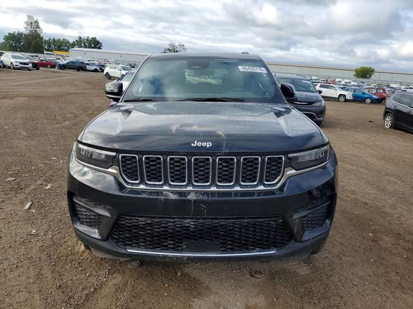 2025 JEEP GRAND CHEROKEE