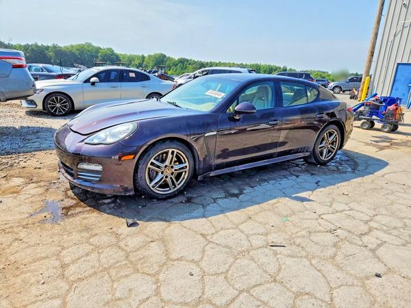 2012 PORSCHE PANAMERA Base (2WD), 4 (4WD)