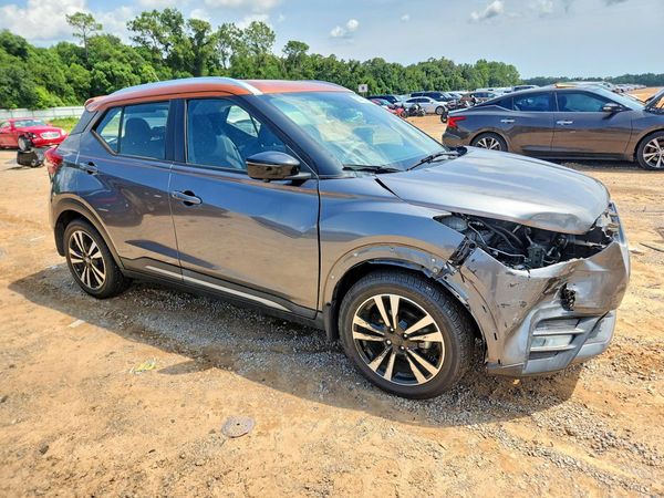 2019 NISSAN KICKS