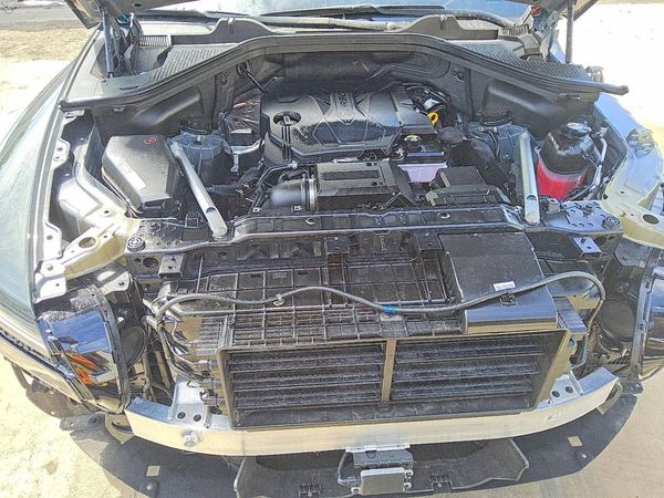 2026 GENESIS GV80 2.5T Select — Engine bay