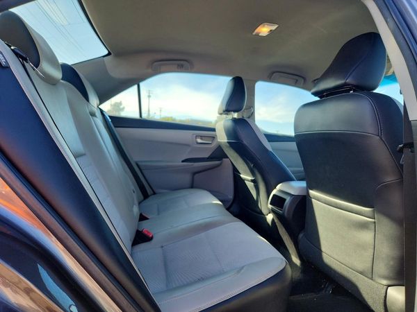 2016 TOYOTA CAMRY