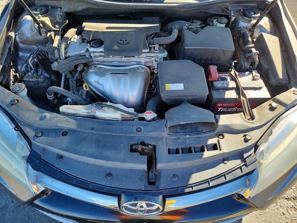 2016 TOYOTA CAMRY