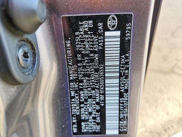 2016 TOYOTA CAMRY