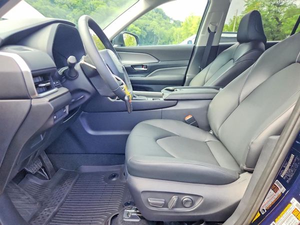 2026 TOYOTA GRAND HIGHLANDER