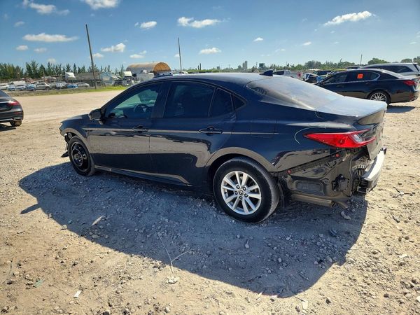 2025 TOYOTA CAMRY
