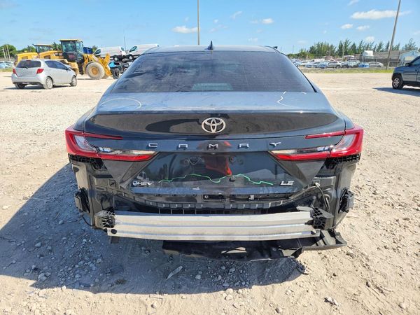 2025 TOYOTA CAMRY