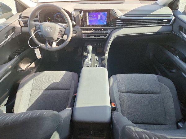 2025 TOYOTA CAMRY