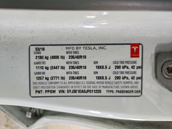 2018 TESLA MODEL 3