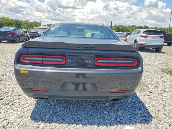 2016 DODGE CHALLENGER SXT