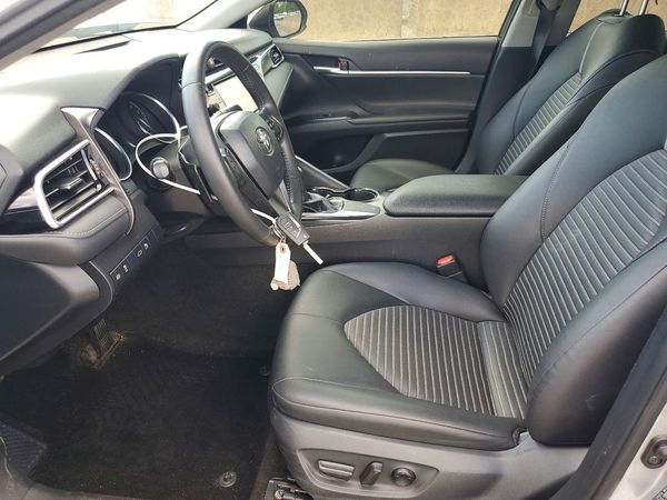 2018 TOYOTA CAMRY