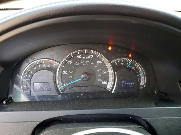 2012 TOYOTA CAMRY