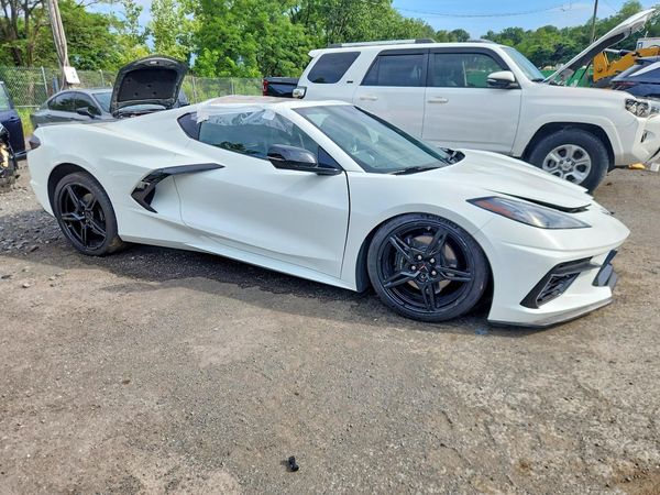 2024 CHEVROLET CORVETTE Preferred  2LT — Passenger 3/4