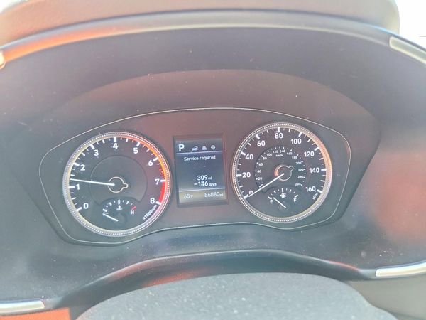 2019 HYUNDAI SANTA FE SE