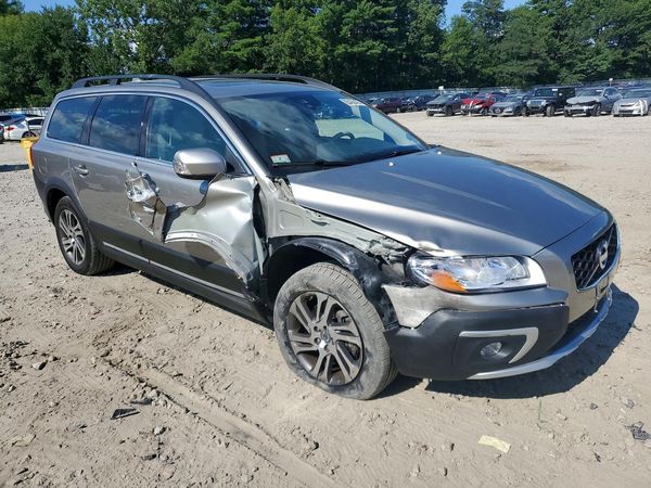 2014 VOLVO XC70